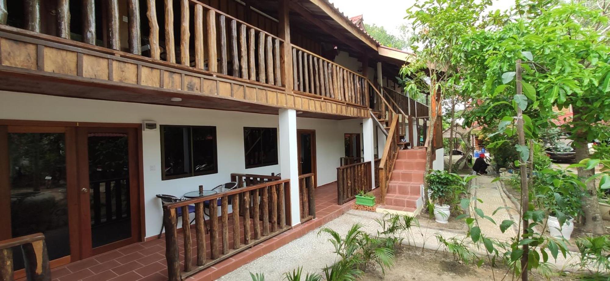 Papa Pippo Otres Village Sihanoukville Exterior photo